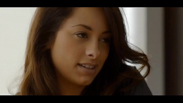 Solo cutie puts her fake penis in work