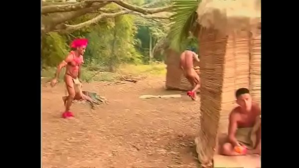 Little Brazilian lost in the woods will give a blowjob to a gay Indian