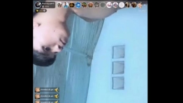 Boy showing off on Blued