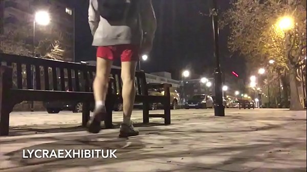 London Streetside Showoff