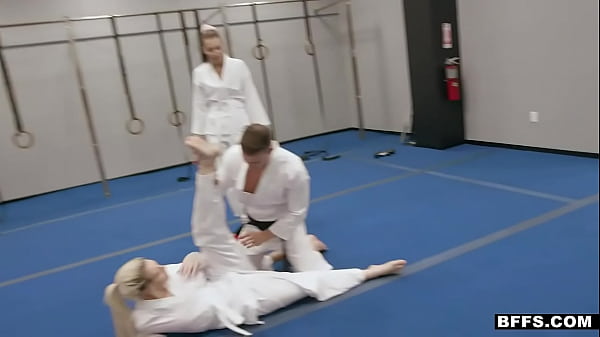 Teen teen performs Video