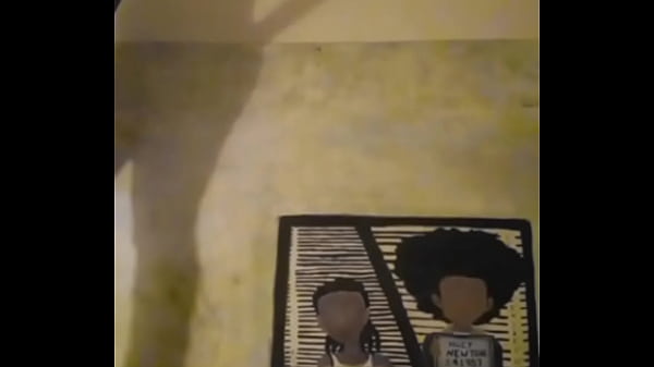 Looking for more ways to make myself look like an aesthetic to appreciate another aesthetic for free while gay