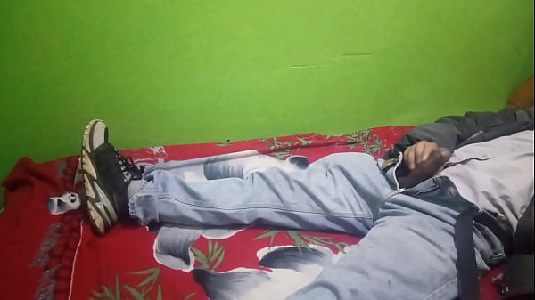 I jerk off in accommodation then I get my milk