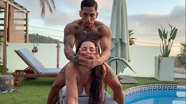 Oiled Massage And Rough Sex In The Swimming Pool