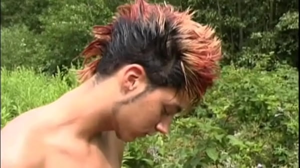 two beautiful french guys fuck bareback for an amateur film