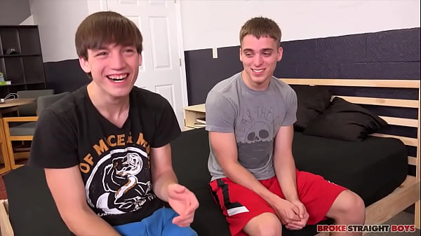 Brady Bennett First Time Getting Sucked