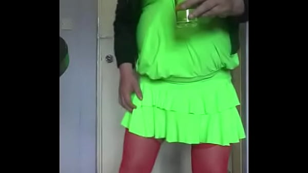 its me that wants to swallow your pee part 1