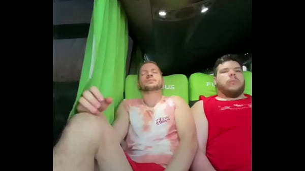 Pr&eacute_via - Dotado Put Me to Breastfeed on the &Ocirc_nibus and Deu Leitinho Na Boca No Banheiro da Rodovi&aacute_ria (WATCH THE FULL ON XVIDEOS RED)