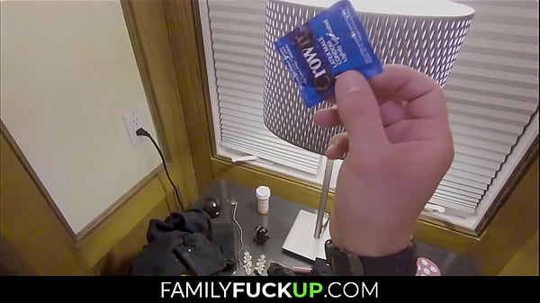 FamilyFuckUp.com - after Coming Late at Night Whitney Wright, Zac Wild