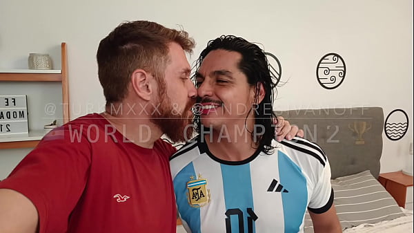 WORLD CHAMPION @TURKMXXX and @andresivanoff celebrate Argentina is World Champion. Blowjobs, feet fetish ?, kissing, and CUM in the part 2