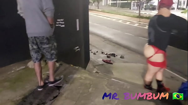 Cafu&ccedil_u F1 gets into trouble with a big-assed whore and a silly fan (complete on RED AND INSCRI&Ccedil_&Atilde_O)