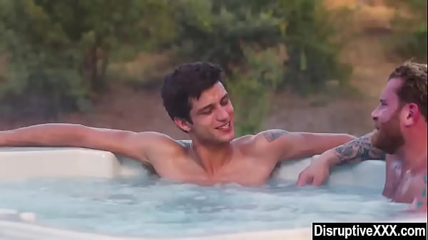 Straight man has his first time gay sex