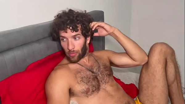 Male getting bullied by a gifted Brazilian black guy