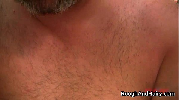 Kinky gay bear Rowdy Hixxx takes huge gay porn