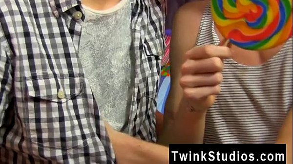 Hot gay Preston Andrews and Blake Allen celebrate LollipopTwinks'_